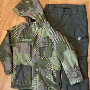 Burton Dry ride snow suit boys medium